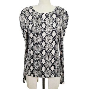 NEW Evereve Sunday In Brooklyn Top L Black Snake Print Knit Puff Sleeve Pullover